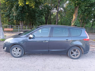 Renault Grand Scenic foto 4