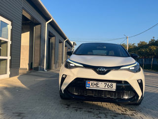 Toyota C-HR foto 7