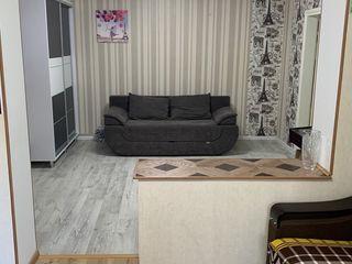 Apartament seria 143 cu reparatie! foto 2