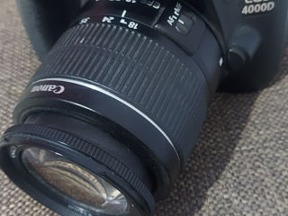 Canon EOS 4000D