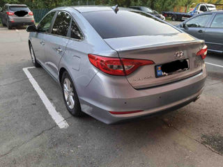 Hyundai Sonata foto 8