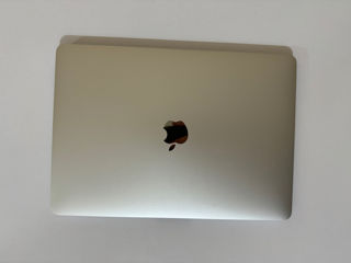 Macbook Pro 13 2019 i5/8/128gb + Magic mouse 2 foto 2