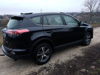 Toyota Rav 4 foto 4