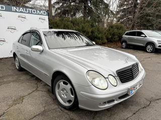 Mercedes E-Class foto 5