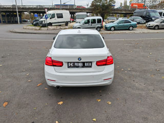 BMW 3 Series foto 7