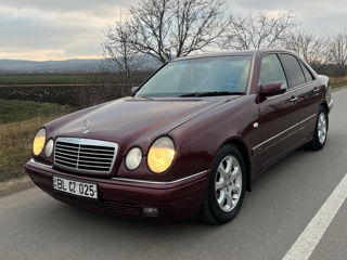 Mercedes E-Class foto 3