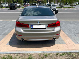 BMW 5 Series foto 4