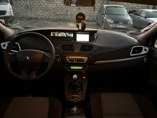 Renault Grand Scenic foto 10