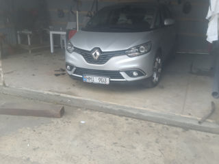 Renault Scenic foto 2