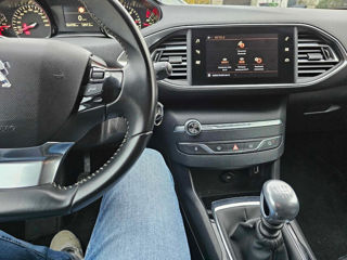 Peugeot 308 foto 6