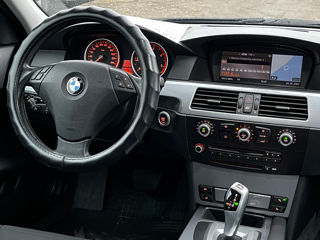 BMW 5 Series foto 12