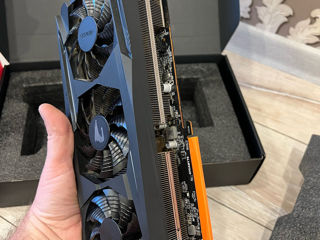 Продам видеокарту Gigabyte Aorus 5700XT (Бельцы)