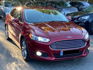 Ford Fusion foto 4