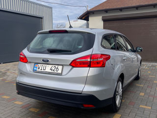 Ford Focus foto 8