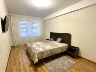 Apartament cu 2 camere, 68 m², Buiucani, Chișinău foto 8