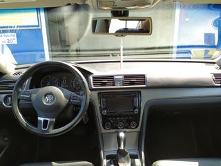 Volkswagen Passat foto 6