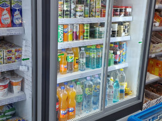 Se vinde frigidere, vitrine,  masa de marcaj.  Toate in stare ideală.  foto 7