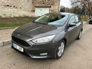 Ford Focus foto 2