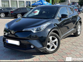 Toyota C-HR foto 1