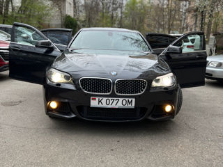 BMW 5 Series foto 1