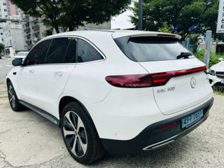 Mercedes EQC foto 2