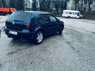 Volkswagen Golf foto 2