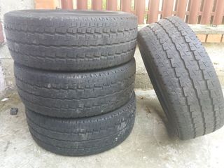 215/60 R16 C foto 1