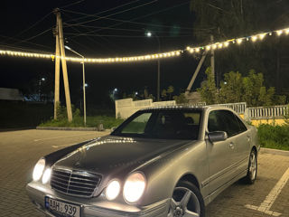 Mercedes E-Class