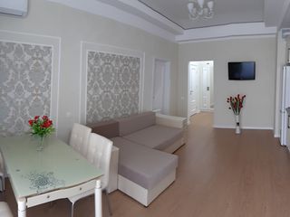 Apartament cu 2 camere, 62 m², Centru, Chișinău