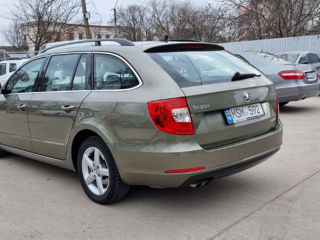 Skoda Superb foto 5