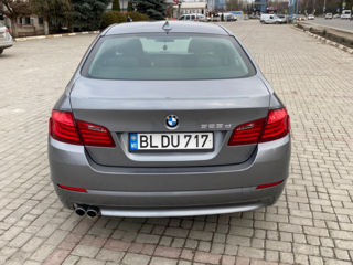 BMW 5 Series foto 3