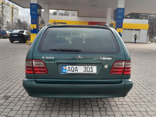 Mercedes E-Class foto 6