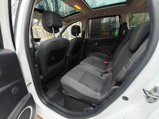 Renault Grand Scenic foto 9