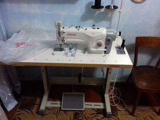 Промышленная швейная машина Bruce RF4H foto 2