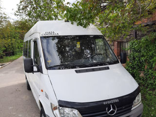 Mercedes Sprinter foto 1