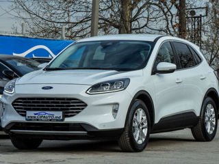 Ford Kuga foto 1