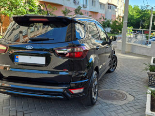 Ford EcoSport фото 9