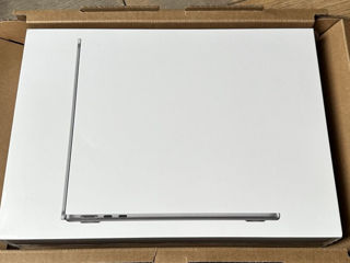 Apple MacBook Air 13,6 M2 2022 16ГБ SSD 512gb