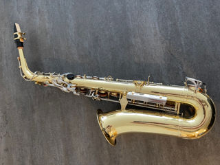 Vînd Saxofon Yamaha YAS 25 foto 2