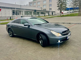 Mercedes CLS-Class foto 2