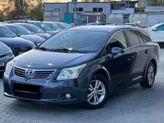 Toyota Avensis foto 3