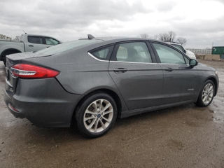 Ford Fusion foto 4