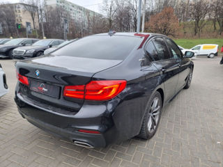 BMW 5 Series foto 3