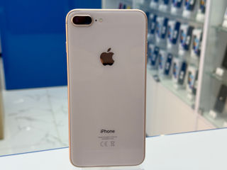 iPhone 8Plus 64gb Gold