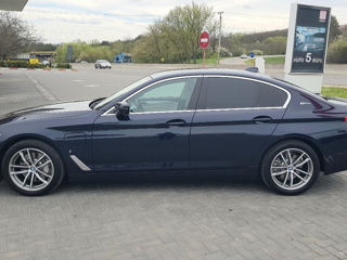 BMW 5 Series foto 5