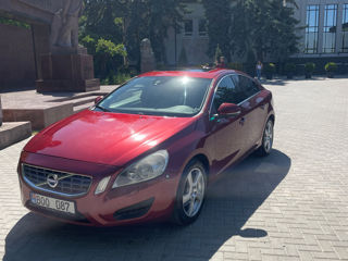 Volvo S60 foto 4