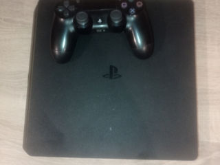 Play Station 4