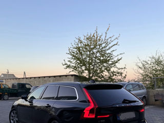 Volvo V90 foto 3