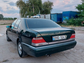 Mercedes S-Class foto 1