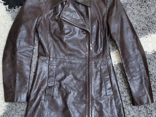 Продам женскую кожаную куртку Silver Coat из Франции. Жилетка камуфляж. Тирасполь. foto 1